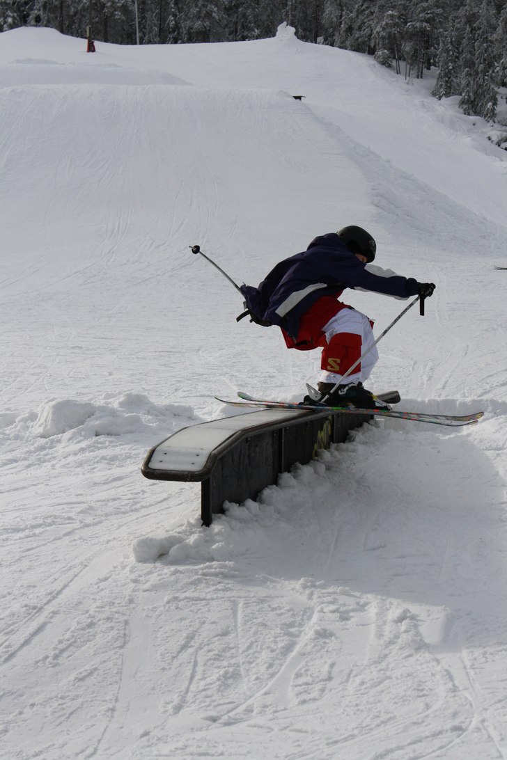 Tailpress. Foto: Ulf Löräng. Åkare: Emil Löräng.