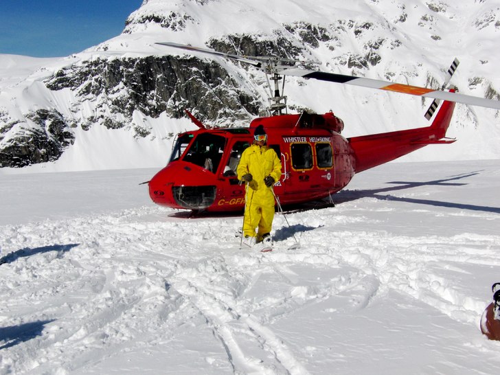Heliskiing whistler. Foto: richard flygring. Åkare: Alexander Rutgersson.