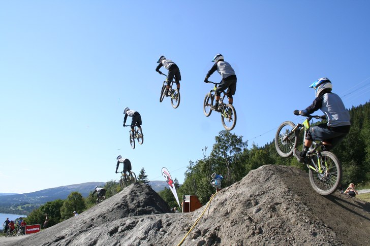 Foto: Douglas Broström. Åkare: ??.