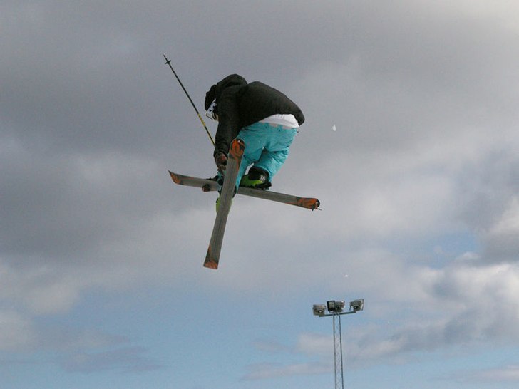 tackar steepstore för en skön jibbdag o sköna p. Foto: steepstore Danne. Åkare: jag.