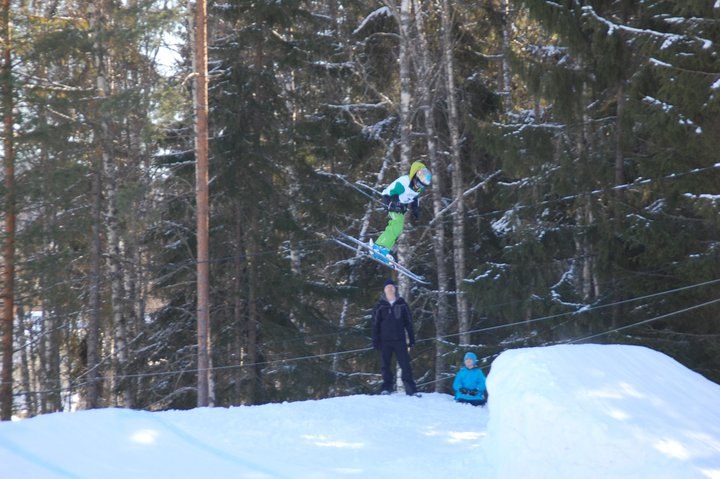3a/5a kom inte riktigt ihåg xD. Foto: Dan Nygren. Åkare: Andreas Nygren(jag).