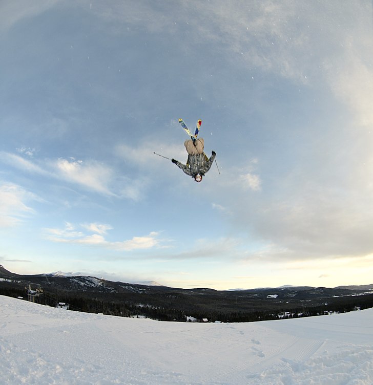 backflipppPPppPPpp. Foto: Alexander Runhellen. Åkare: Oscar Wester.