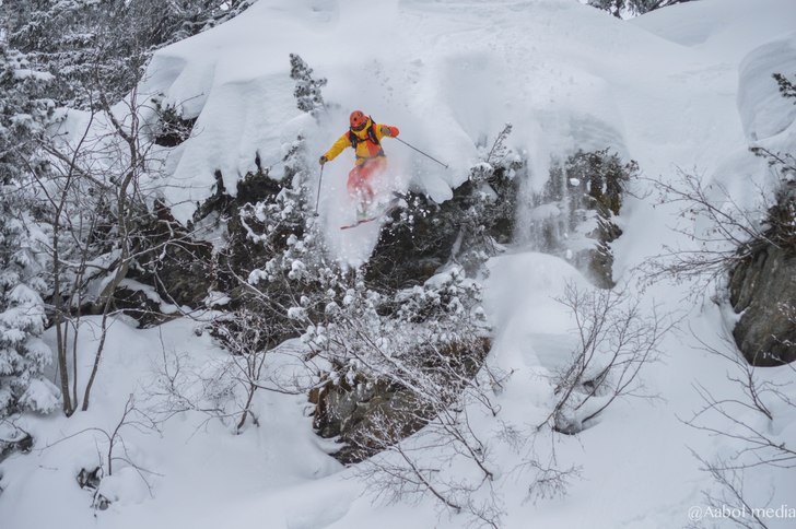 Andreas satsar på det största droppet vi kunde h. Foto: Christoffer Aabol. Åkare: Andreas Bryngel.