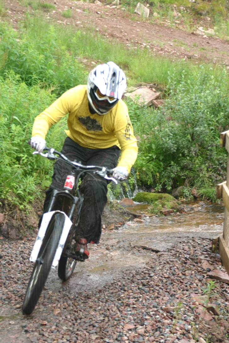 Foto: Fredrik de Maré. Åkare: Anton Söder häll.