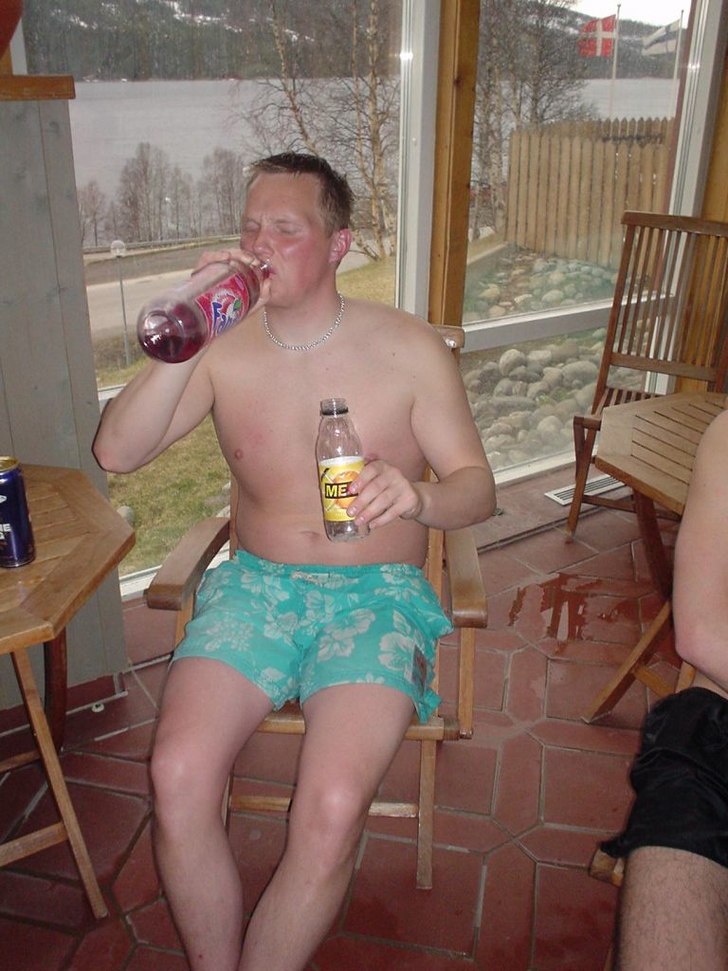 U.A.X.T Janne är lika snygg med badisar, som utan. Foto: Mikael Wedin. Åkare: Janne Svensson.