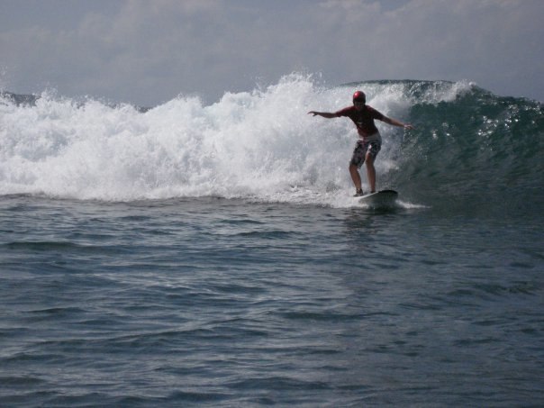 Surfing i Kuta Lombok, på Dondons i Gerupuk. Naaa. Åkare: Linn Andersson.
