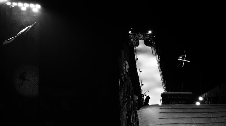 Elias Ambühl under ett regnigt King of style

F. Foto: Johan Svensk. Åkare: Elias Ambühl.