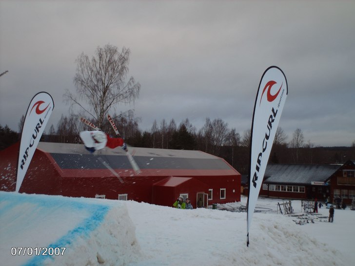 06. Foto: jocke kanske. Åkare: mee.