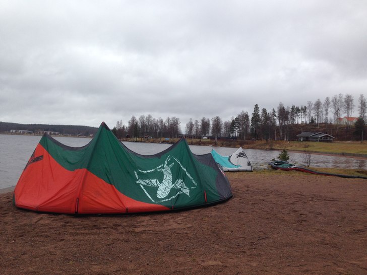 åker på julafton i säter 2013 min nya drake 17 . Foto: dalton. Åkare: dalton.