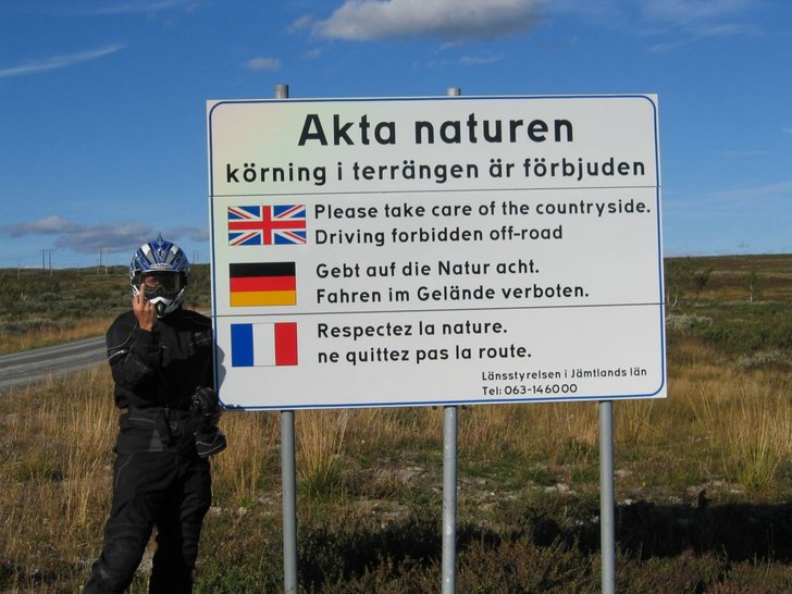 skämt.. Jag värnar alltid om naturen!. Foto: Henrik Almqvist. Åkare: Mathias Jensen.