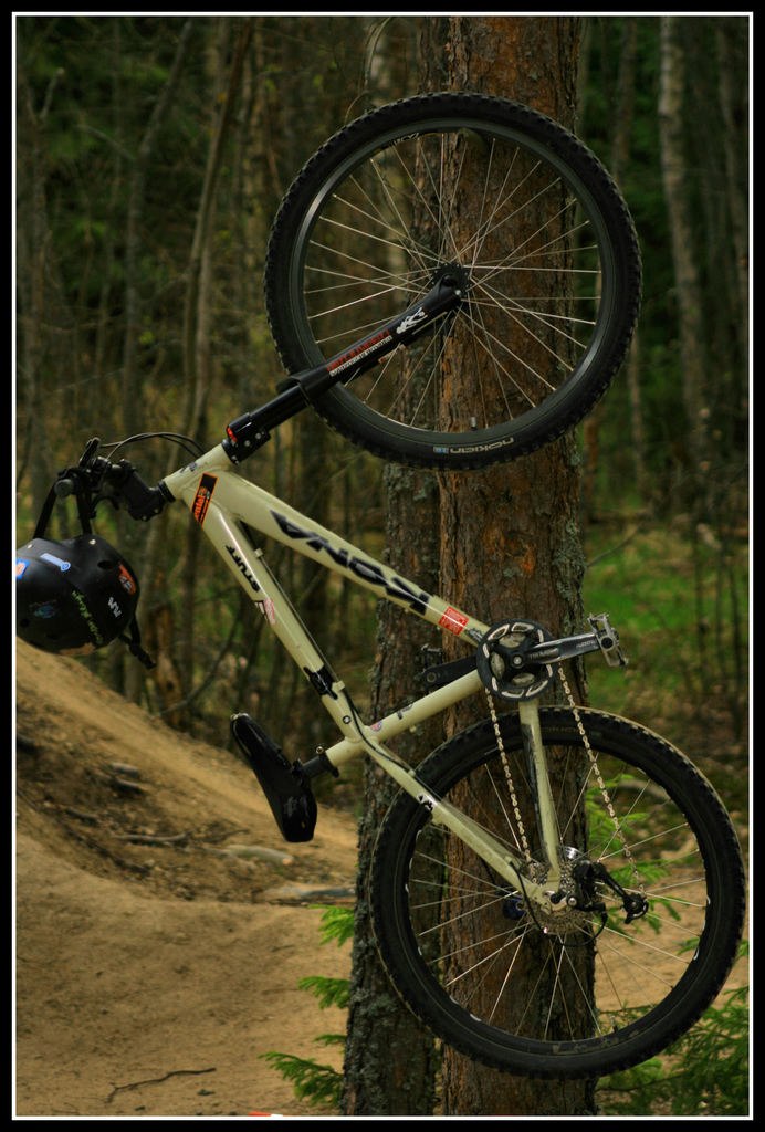 kona stuff med nya delar. Åkare: kona stuff 04.