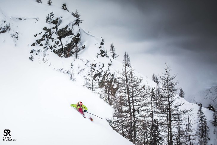 Finding nice snow up around Montenvers!

Skier: .