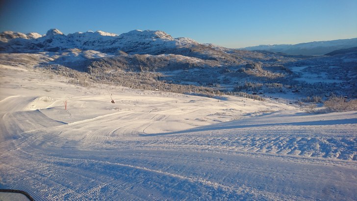 Kveldskjøring tirsdag
Fine forhold i løypene,og .