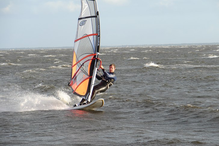 Strax innan jag knäckte masten med huvudet som re. Foto: Carolina Ilestam. Åkare: Johan Ferner.