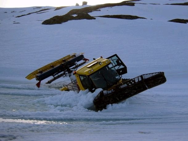 Tur att andra också kan fastna.... Foto: Jörgen. Åkare: Jörgen.
