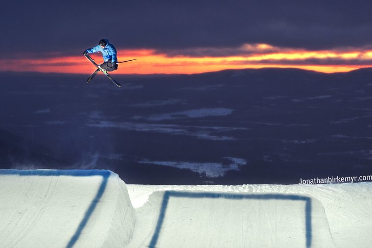 sunsetshoot i Björnrikes park. http://www.jonatha. Foto: jonathan birkemyr. Åkare: Gustav Gradin.