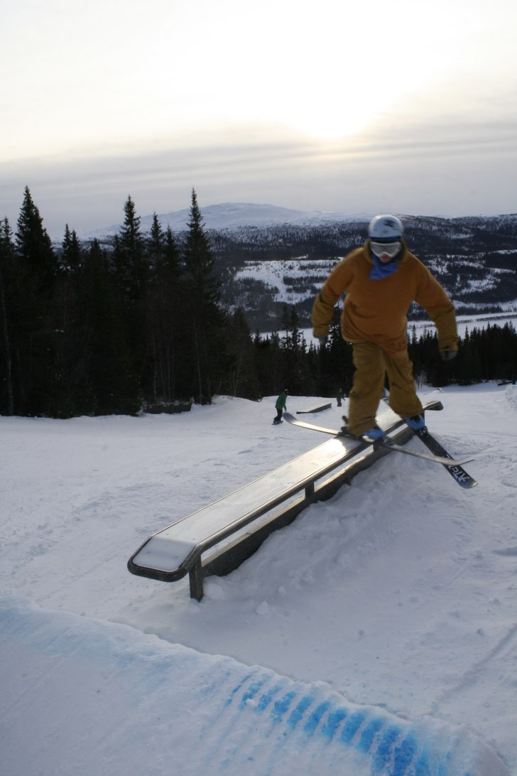 loockdoown.. Foto: Douglas Broström (douuuuG). Åkare: LV - lordvoldemort..
