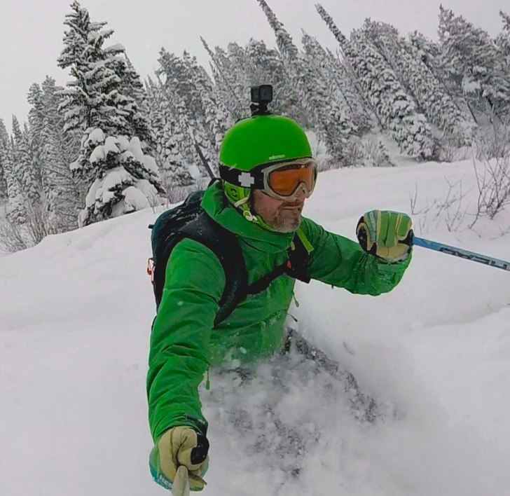 Bowl backside och rym snö..