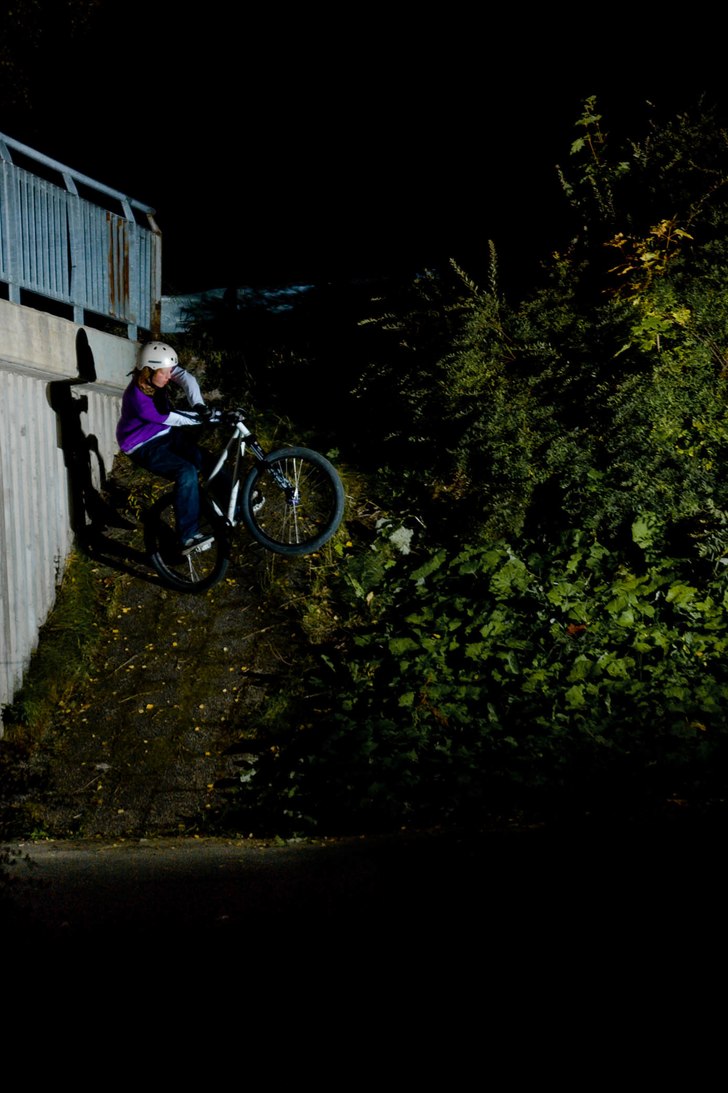 x-up. Foto: Gustav Wennerström. Åkare: Fredrik Lundberg.