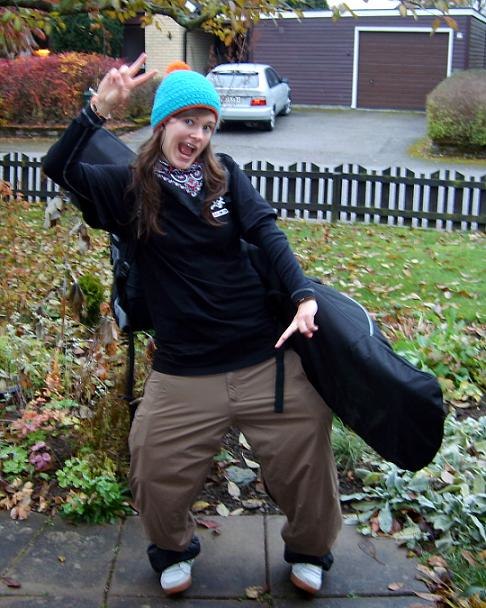 Jag är glad efter att ha åkt bräda för första. Foto: Arvid. Åkare: Charli.