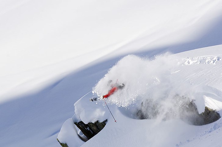 Efter en veckas snöande visade solen sig äntlige. Foto: Jesper Molin. Åkare: Johan Carlborg.