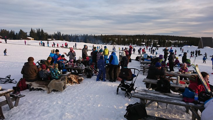 Velkommen til snøen 
Åpent 10.00-16.00 alle dage.