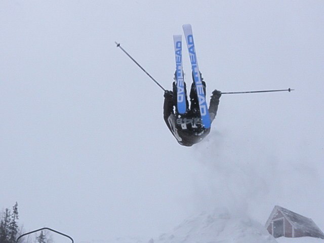 Jag gör en BF. Åkare: Oskar Åkerström.