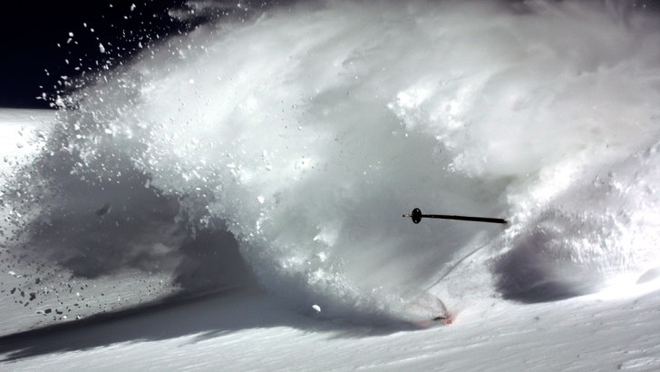 Snö, snö, ljuva snö!. Foto: David Eileryd. Åkare: Petter Berggrund.