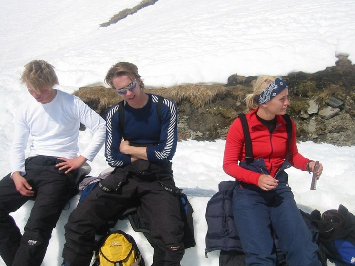 Skönt o softa ibland oxå..... Foto: Galen Grek. Åkare: Johan, Jag o Andrea.