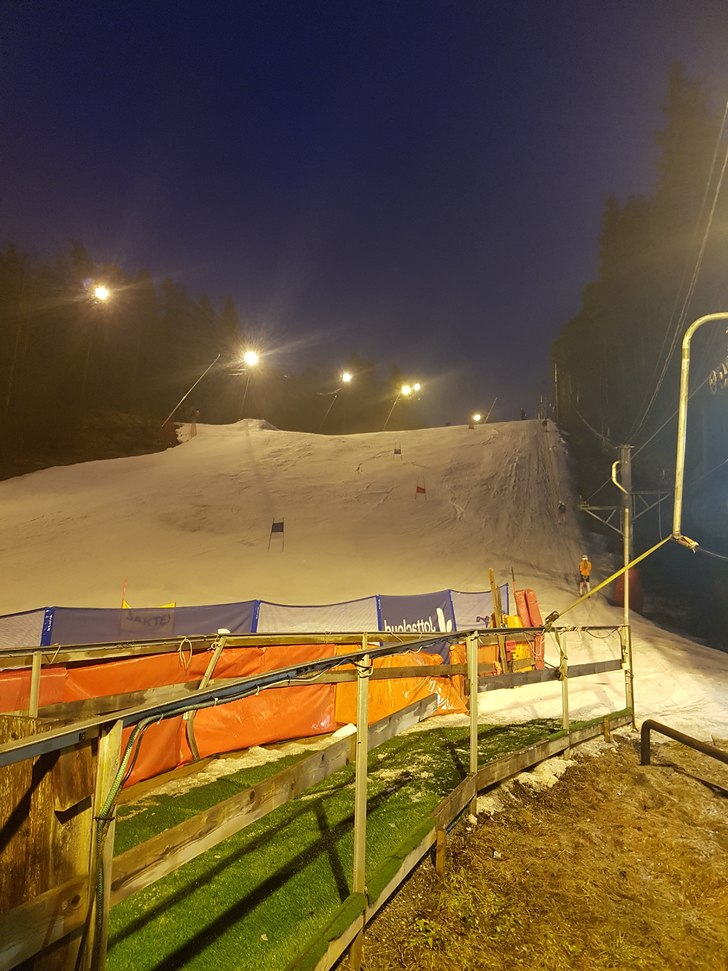 Fortsatt snø ????❤☀
Vi i ljansalpene kan fort.