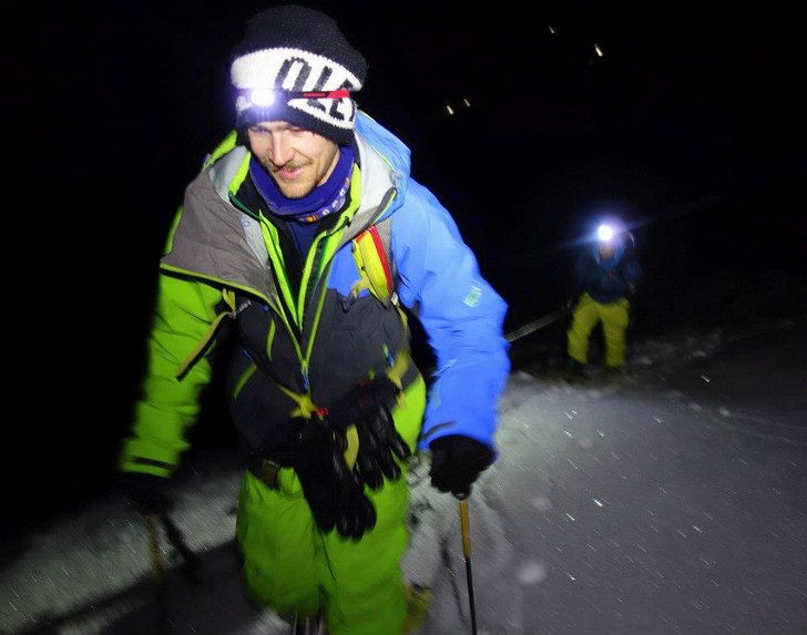Topptur på Hemsedalsfjellet i mørket.. Foto: Tommy Aslaksen. Åkare: Ole-Kristian Strøm.