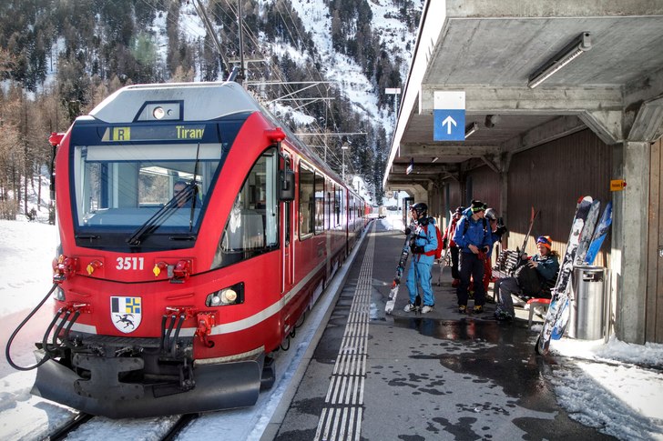 Ta tåget tillbaka från Morteratsch stationen.. Foto: Johan Åkesson.