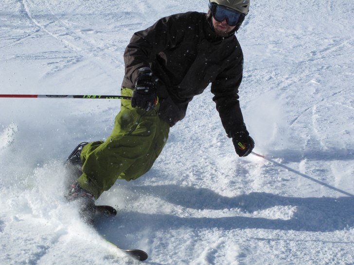 Telisrace i äkta snö. Foto: Alexander Sellman. Åkare: Jacob Christensson.