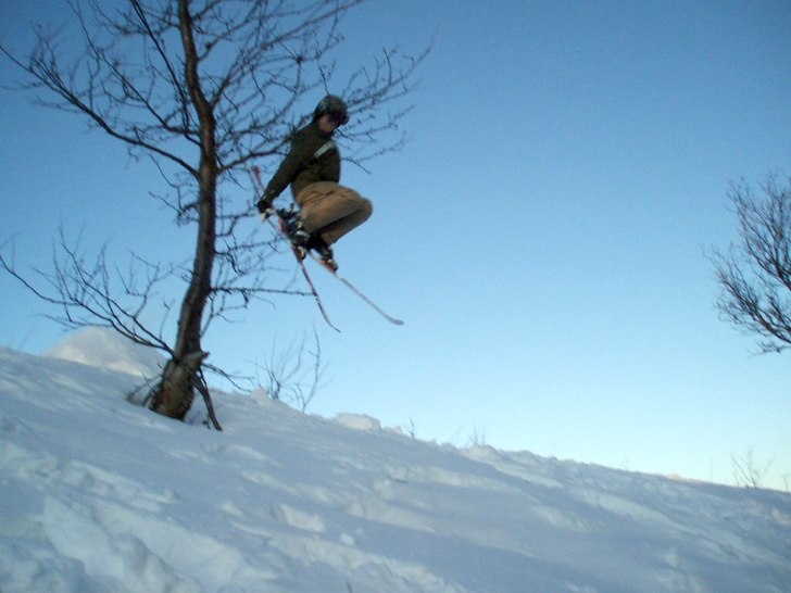 Ja och min komis hitta ett övergivet hopp som vi . Foto: Mikael Gustafsson. Åkare: Simon Hamelius.
