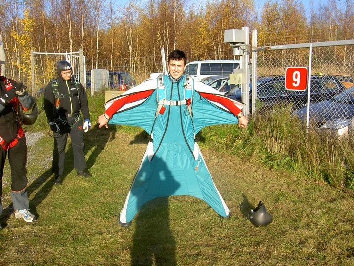 Flyg en sånhär och du är fast ! . Foto: Jukka Ruha. Åkare: Johan Ström.