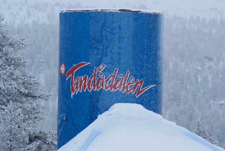 Oj Oj En frostnupen dag i Paradiset. Foto: jenisis. Åkare: TNB.