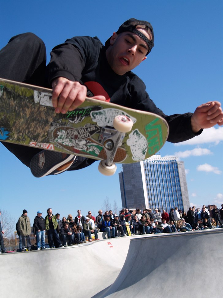Lite för nära. Näve!!!. Foto: Johan Mårtensson. Åkare: Enrico Petralia.