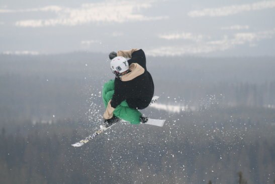 Julle tar kort under campet som var uppe i grönkl. Foto: Julius Aspman. Åkare: Olle Eriksson.