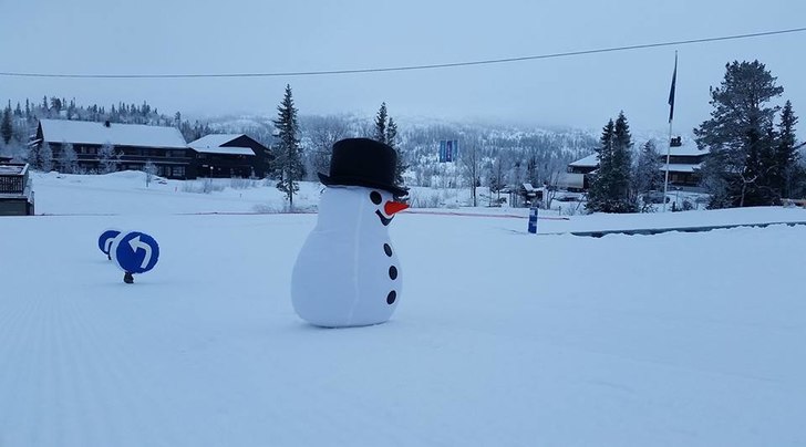 -5 og vindstille
Helgen er rett rundt hjørnet og .