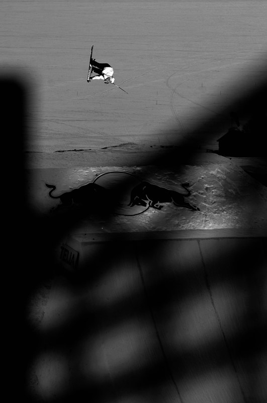 Simon Dumont i en cork 540 nosegrab under Jon Olss. Foto: Mattias Fredriksson. Åkare: Simon Dumont.