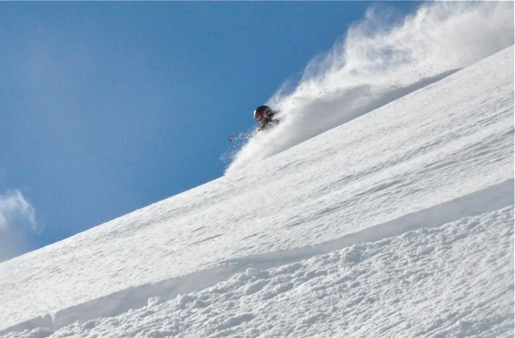 Efter ett rejält dump i Cham säsongen 12/13.. Foto: Axel Wimby. Åkare: Rasmus Ekmark.