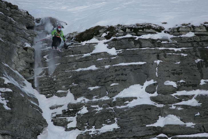 Foto: Freeride Association. Åkare: Johan Jonsson i full kontroll, än så länge..