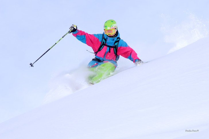 Foto: Magnus Fridén (Fredia Foto). Åkare: Hampus Schullström.