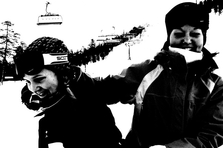 Anna å jag flummar i backen :P. Foto: Kirsi. Åkare: Anna o jag.