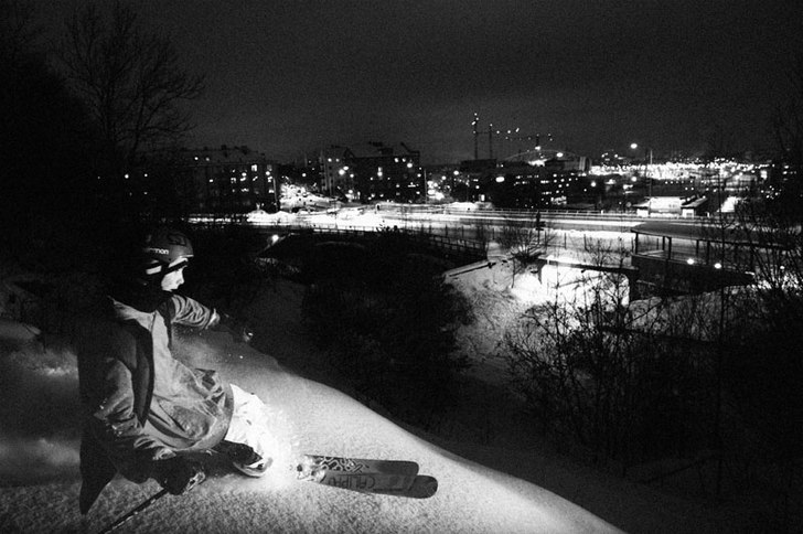 Vi kunde inte bygga nått hopp till handrailen fö. Foto: Daniel Rönnbäck. Åkare: Oscar Wester.