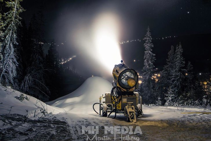 snøproduksjon
Vi har fått laget en god del snø .