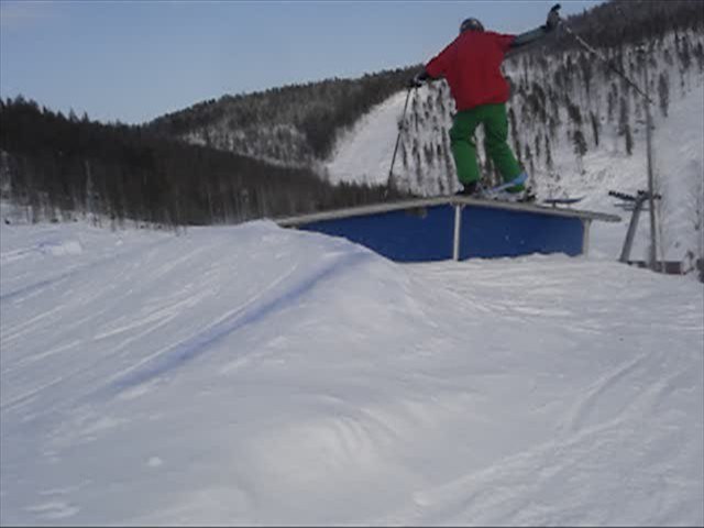 Rail =). Foto: Erik kn. Åkare: Oskar Åkerström.