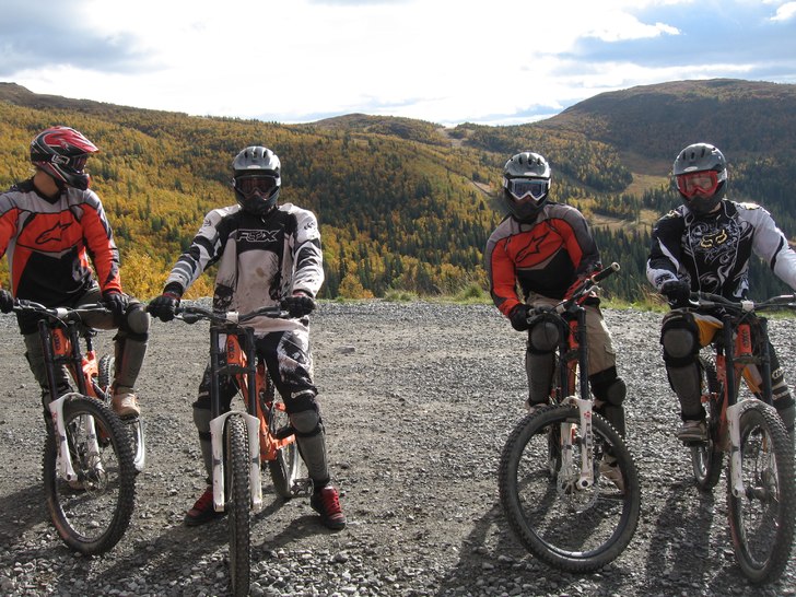 Foto: -. Åkare: Kalle, Sjödda, Rickard, Victor.