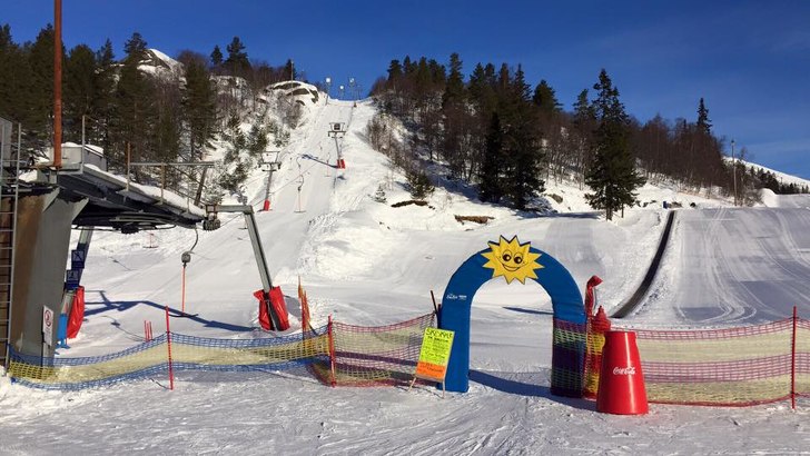 Fantastiske forhold i bakken!
Vi skriver 25. Febru.