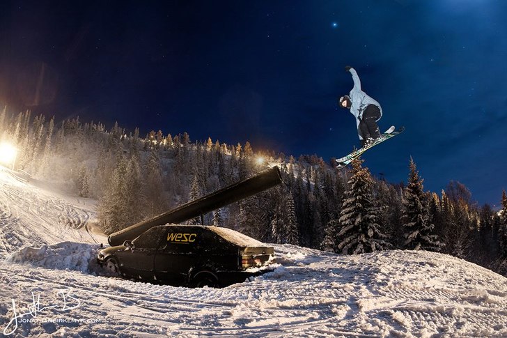 Night shoot med Birkemyr. Foto: Jonathan birkemyr. Åkare: Andreas Sjöbeck.
